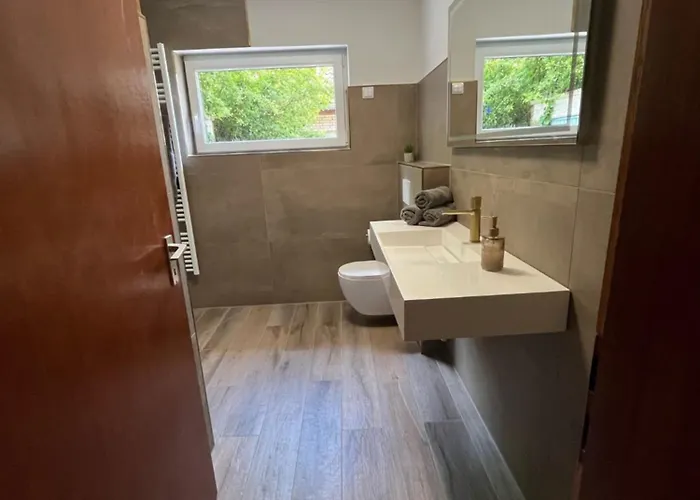 Haus Haller 5 许克尔霍文